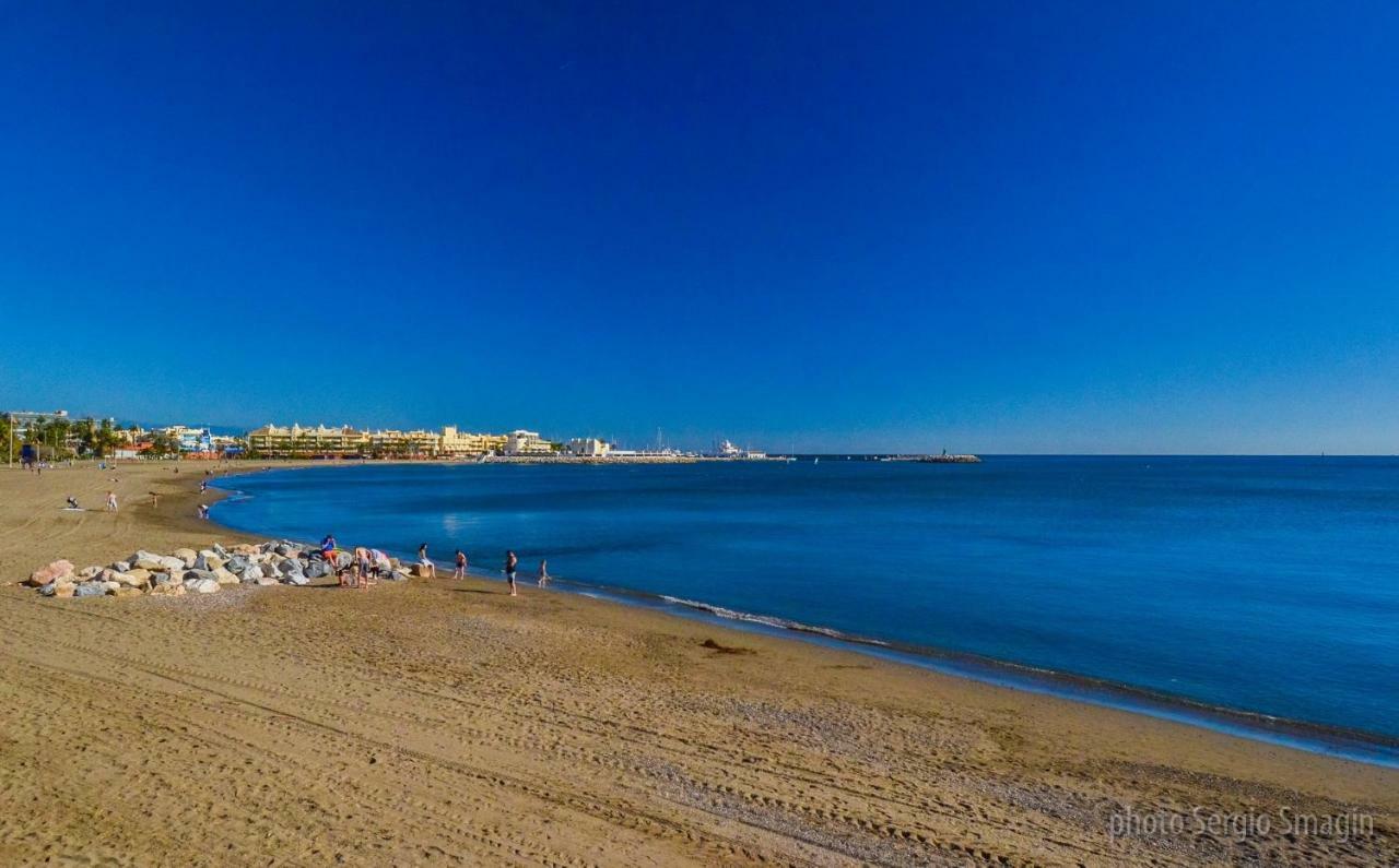 Lomas De Mena, 21 - Atico Con Vistas Al Mar - Piscina Y Barbacoa - Parking Gratis - Excelente Conexion Wifi Apartment เบนัลมาเดนา ภายนอก รูปภาพ
